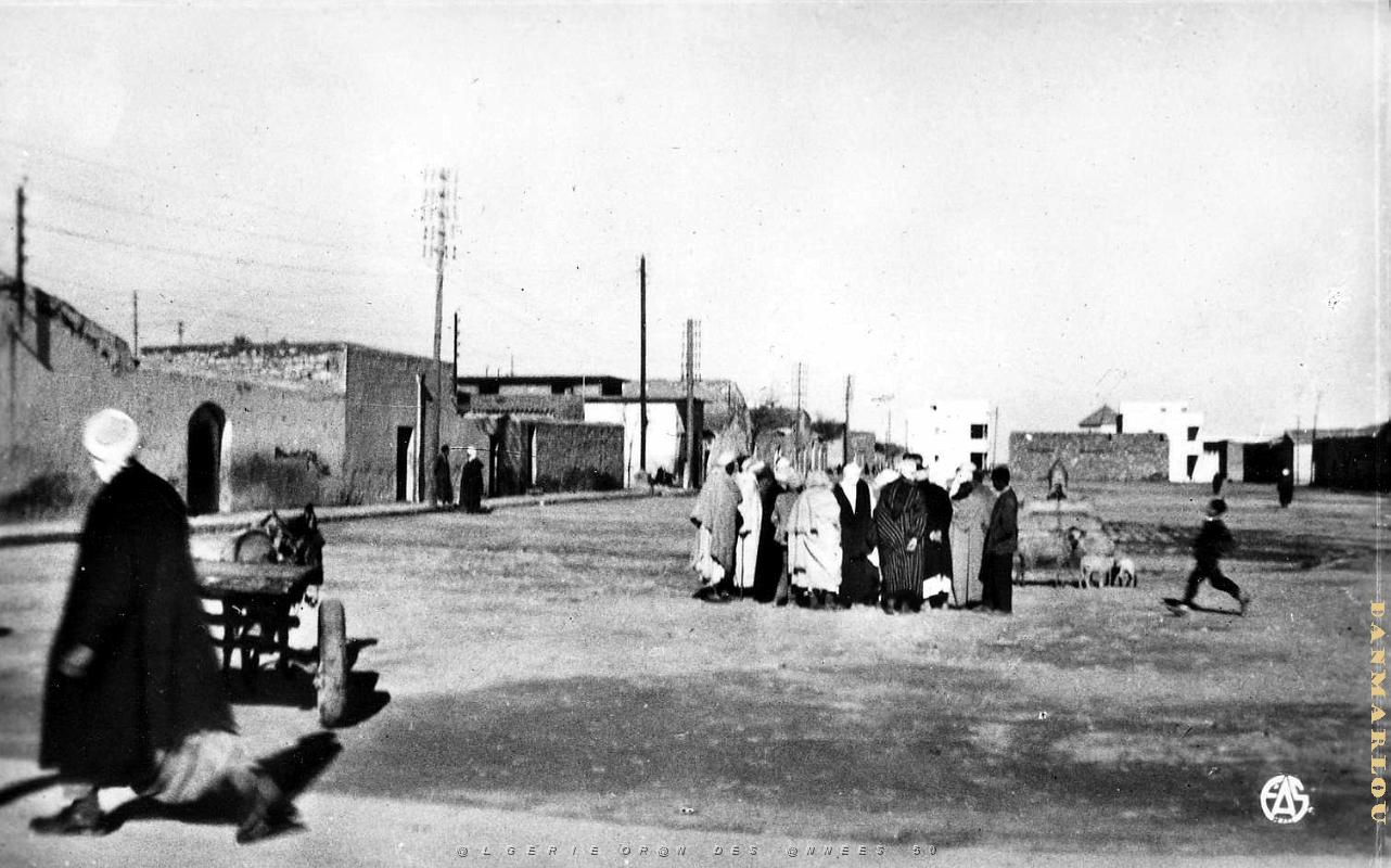 Mecheria 506- Placede la mosquee COLLECTION DES AMIS DE ND DE SANTA CRUZ.jpg